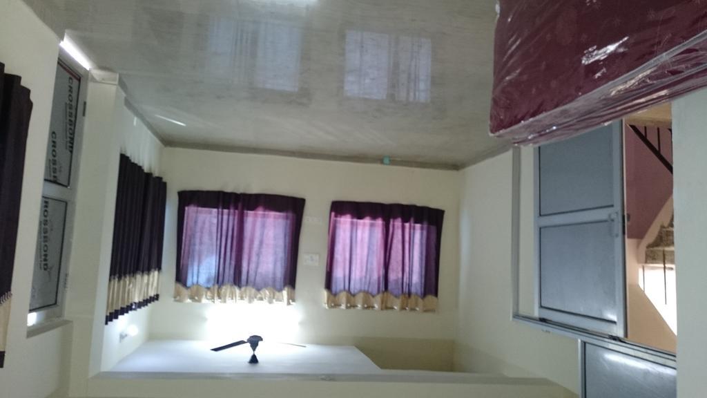 Rahul Buddha Guest House Bodh Gaya Exterior photo